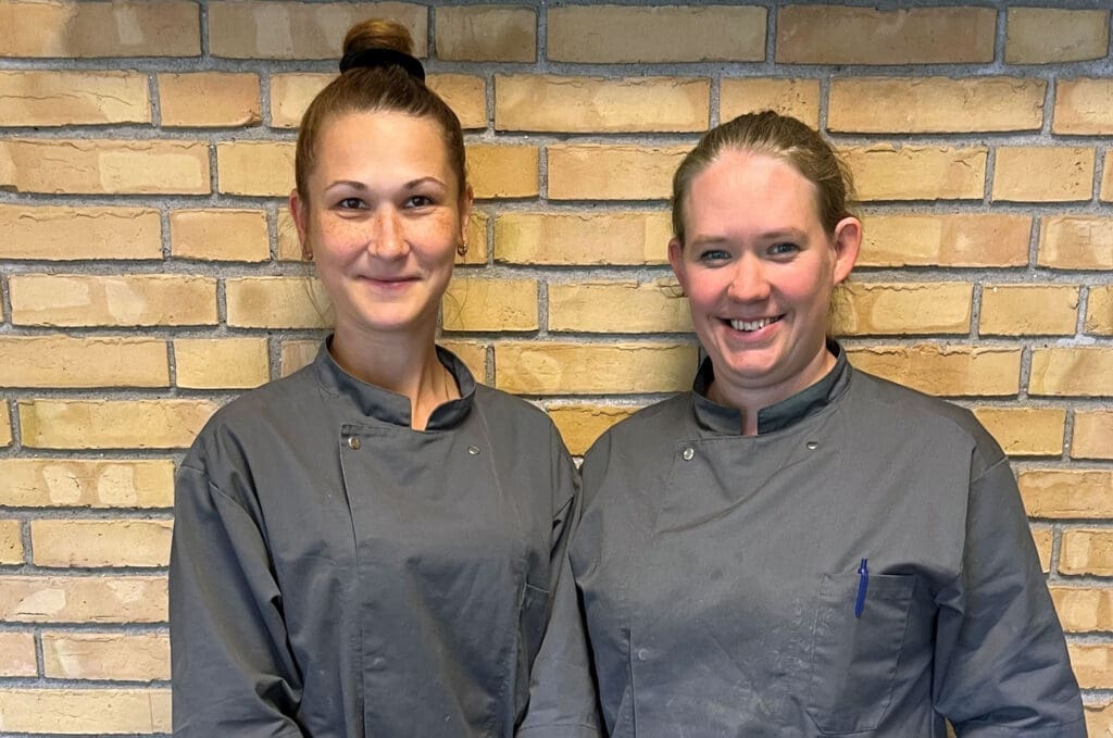 Kantinechef-gitte-med-IGUer-Julia Anna kursist