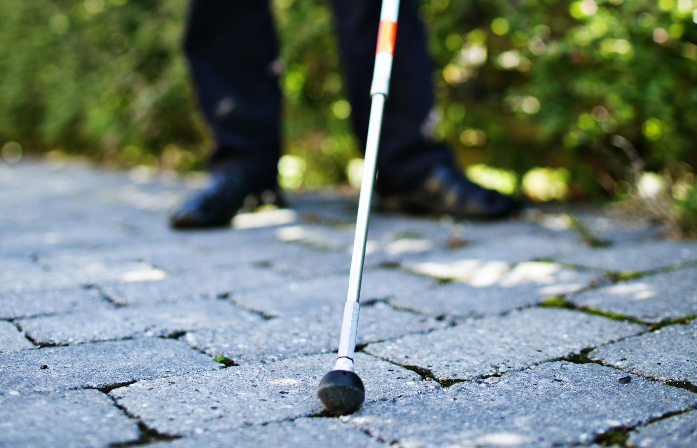 Sådan tilpasser UCplus danskundervisningen for blinde og svagsynede